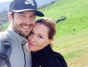 Звезда "Беверли-Хиллз 90210" получила предложение руки и сердца