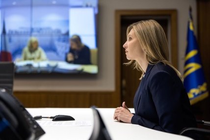 Олена Зеленська опублікувала свої перші фото з початку повномасштабної війни