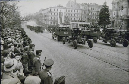 Как в Киеве праздновали День победы в 1945 году