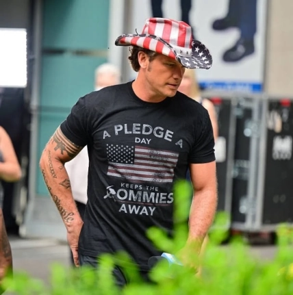 Татуировка Пита Хегсета