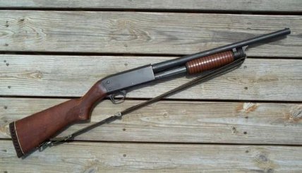 Помповый дробовик Ithaca 37