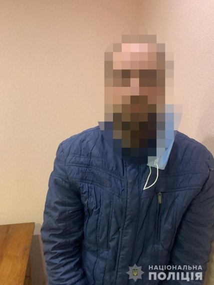 Мужчина избил полицейскую в киевском метро