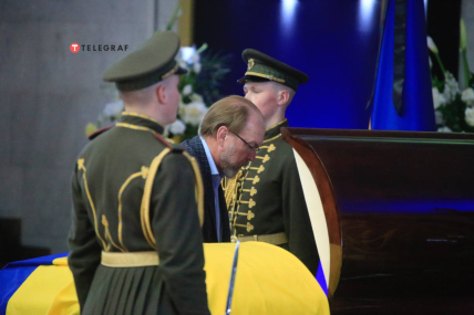 В Киеве прощаются с первым президентом Украины (ФОТО) 9