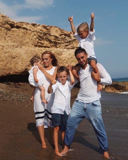 Тарас Тополя дружина Олена Тополя діти