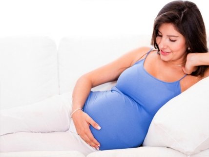 Доктора выхаживают ребенка весом 480 грамм