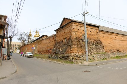 Винницкие стены