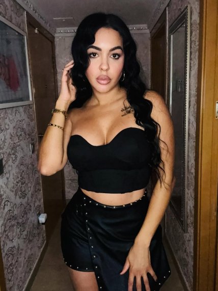 Вікторія — двійник Джорджини Родрігес