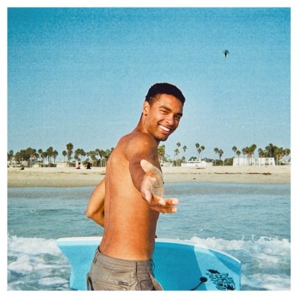 Британский актер театра и кино Реге-Жан Пейдж