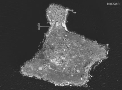 Острів Зміїний фото супутник