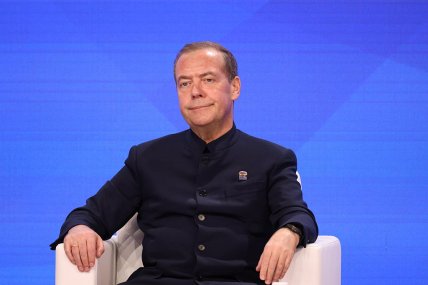 Дмитрий Медведев