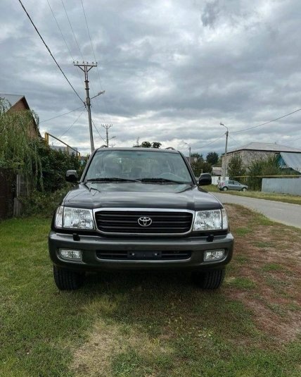 Toyota Land Cruiser 100