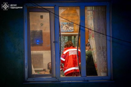 Медики оказали помощь пострадавшим от российских дронов в Одессе