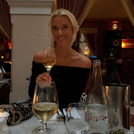 Виктория Кьер