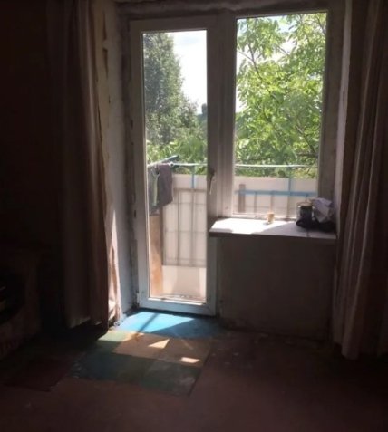 Выход на балкон