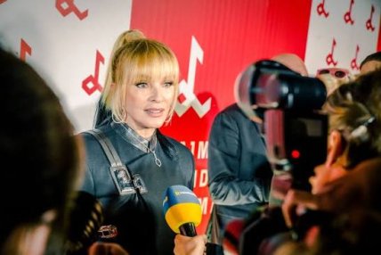 Лайма Вайкуле