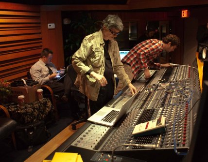 Помер Юрій Чернавський