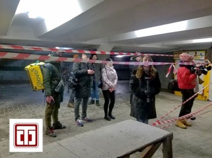 Обвал потолка в переходе на Майдане Киев 22.01.2021 - Фото