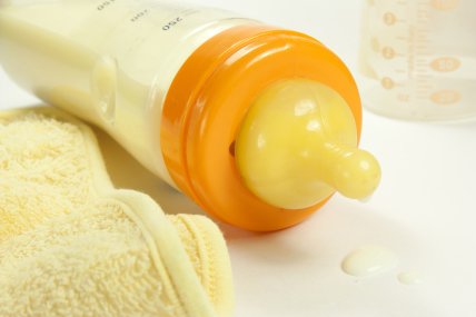 Питание 9-месячного ребенка. Как правильно отлучить от груди