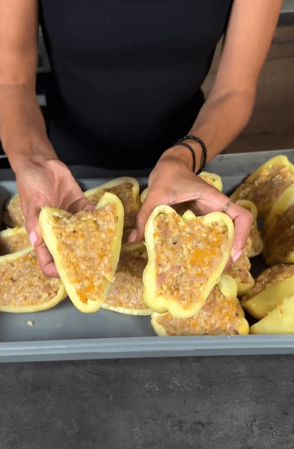 Фаршированный перец с булгуром