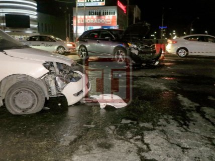 ДТП Оболонский проспект/Бандеры ночью Киев 26.05.2021 место аварии