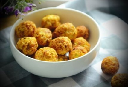 Сирні кульки з кабачків