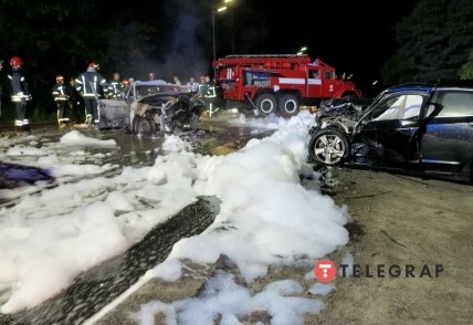 Возгорание авто на Гостомельском шоссе тушили спасатели