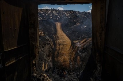 Атака на зерновые бункеры