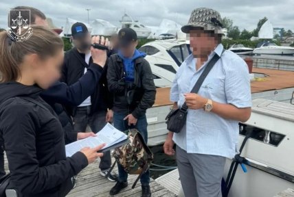 Следственные действия в отношении Александра Лицкевича на яхте