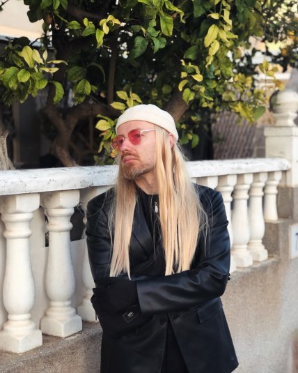 Денис Повалий в новом образе