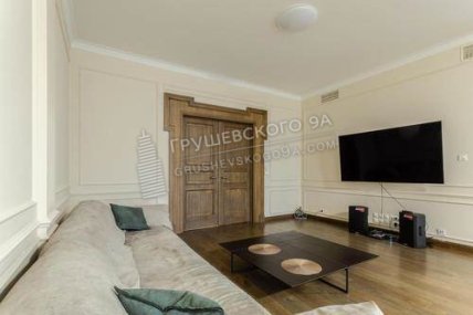 Квартира на Грушевського, 9А