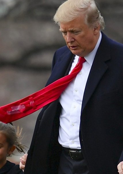 дональд трамп красный галстук