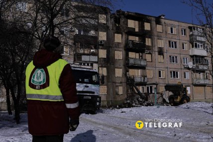 Росіяни вдарили по будинку в Харкові шахедом