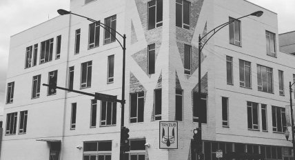 Ресторан Tryzub Ukrainian Kitchen в районе "Украинское село" в Чикаго