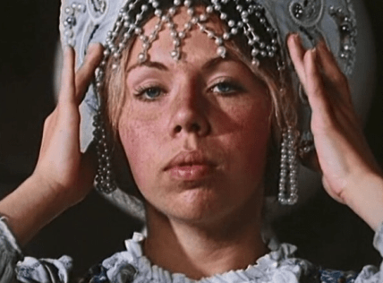 Олена Папанова