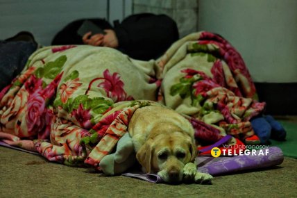 Киевляне прячутся в метро от российских обстрелов 24.01.2026