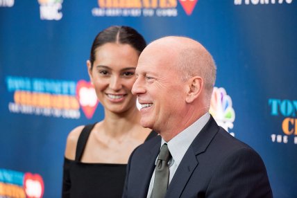 Брюс Вілліс та Емма Хемінг