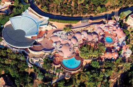 "Палац бульбашок" (Palais Bulles)