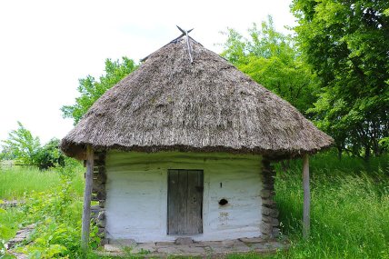 Комора з села Студениця, Київ