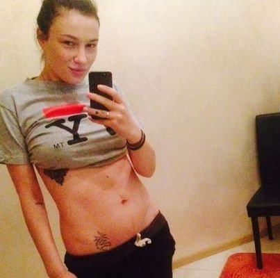 Анастасия Приходько показала подтянутую фигуру после родов