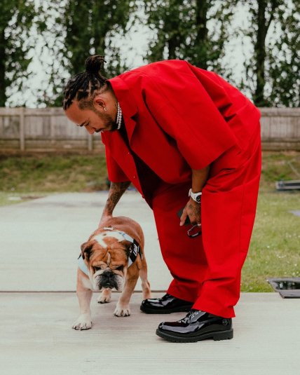 Льюїс Гамільтон на стилі і Роско