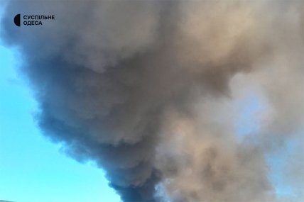 Дим в Одесі через російську атаку 22.09.2026
