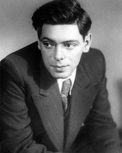 Аркадий Райкин в молодости