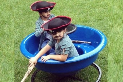 Селин Дион поделилась забавным снимком сыновей