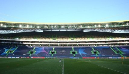 Стадион-красавец Жозе Алваладе накануне матча РБ Лейпциг - Атлетико