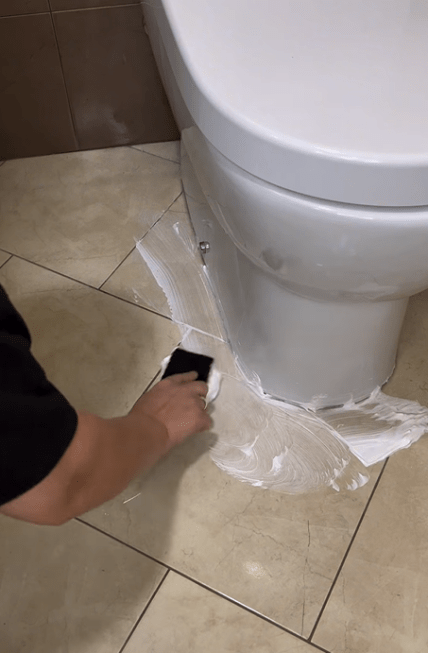 Пена для бритья поможет поддерживать чистоту и свежесть.