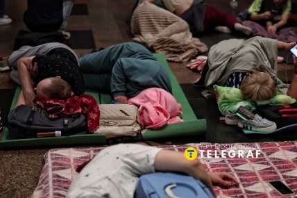 Кияни провели ніч у метро