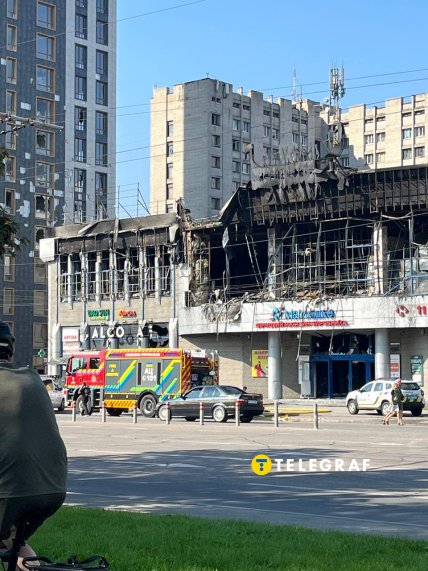 Что осталось от ТЦ Новый континент в Днепре