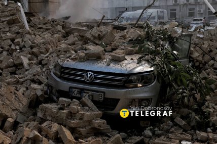 Наслідки ворожого удару. Фото: Ян Доброносов "Телеграф"