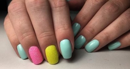 Разноцветный маникюр
