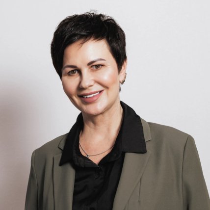 Светлана Арефния